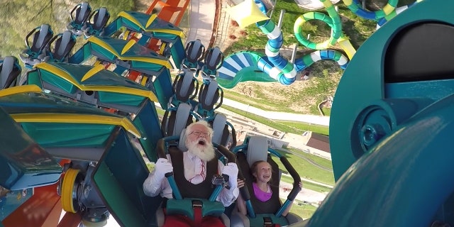 Santa & Claire on Thunderbird