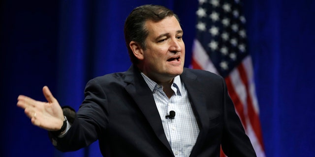 Sen. Ted Cruz addresses the Sunshine Summit in Orlando, Fla., Friday Nov. 13, 2015.