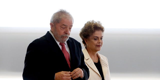 Brazil's former president, Luiz Inacio Lula da Silva and President Dilma Rousseff on March 17, 2016 in Brasilia.