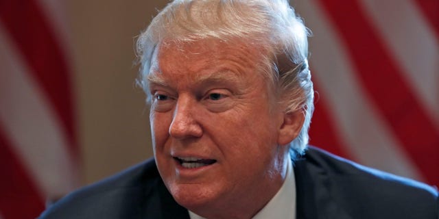 President Trump hosted a dinner for a bipartisan group of senators at the White House on Tuesday amid a growing push to tackle tax reform legislation.