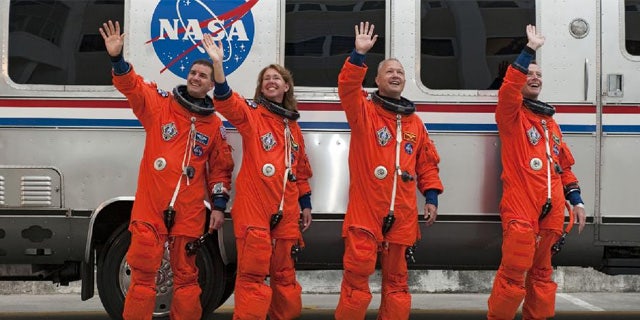 The final crew of Space Shuttle Atlantis (from left to right): mission specialists Rex Walheim and Sandy Magnus, pilot Doug Hurley, and command Chris Ferguson.