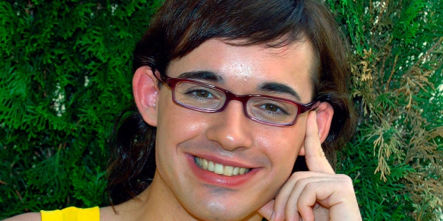 FILE - In this Aug. 8, 2004 file photo, German pop singer Daniel Kueblboeck smiles into the camera. A cruise line says German pop singer Daniel Kueblboeck is missing off the coast of Canada after going overboard from one of its ships. (Daniel Karmann/dpa via AP)