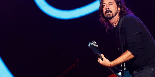 In the interview, Grohl also spoke about Nirvana singer Kurt Cobain, who died in 1994.