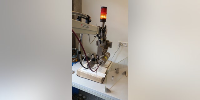 An X-ray machine analyzing one of the books (Southern Denmark University)