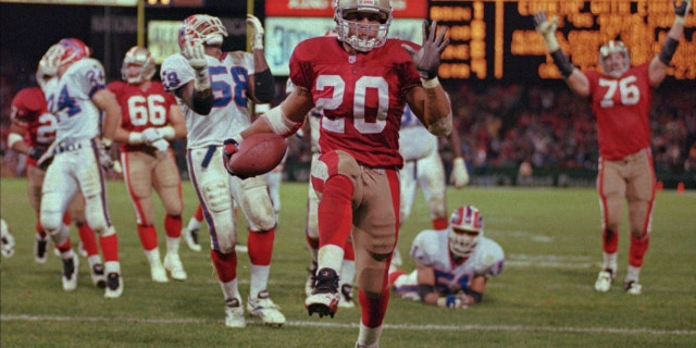 Dec. 3, 2016: San Francisco 49ers Derek Loville prances into the end zone for a touchdown in the fourth quarter against the Buffalo Bills in San Francisco. (AP Photo/Lacy Atkins)