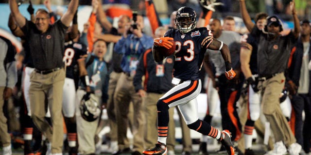 Devin Hester of the Chicago Bears holds the record for the fastest touchdown in Super Bowl history, returning the opening kickoff in just 14 seconds to give the Chicago Bears an early lead against the Indianapolis Colts. Just over a decade later, Pizza Hut has announced that if any player beats Hester's record, they can earn a free pizza through the chain's Hut Rewards program.