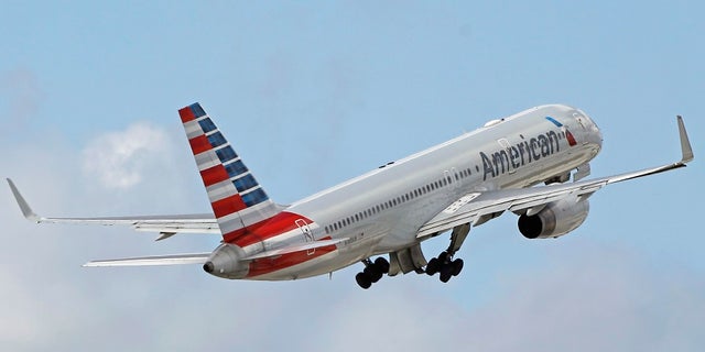 An American Airlines flight from Los Angeles to Washington, D.C. was reportedly delayed to a "urine smell" in the plane's cabin on Sunday, July 9, 2017.