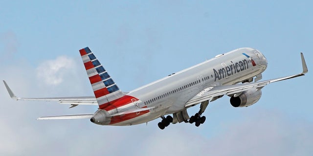 An American Airlines flight from Los Angeles to Washington, D.C. was reportedly delayed to a "urine smell" in the plane's cabin on Sunday, July 9, 2017.