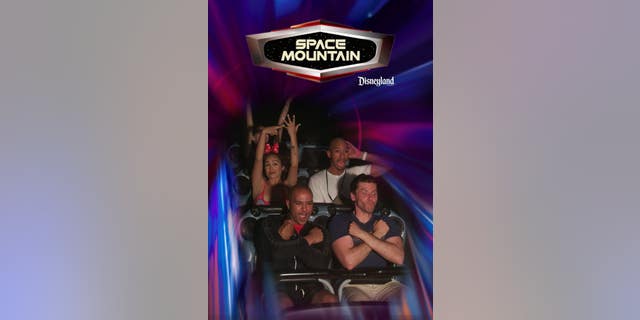 The pair's picture on Space Mountain has charmed Twitter.