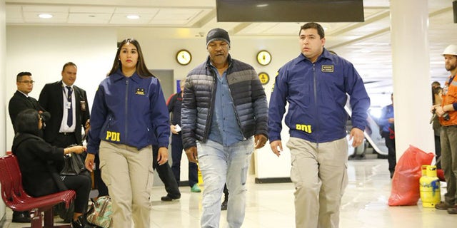 Former heavyweight champion Mike Tyson was sent back to the U.S. after Chilean authorities denied him entry.