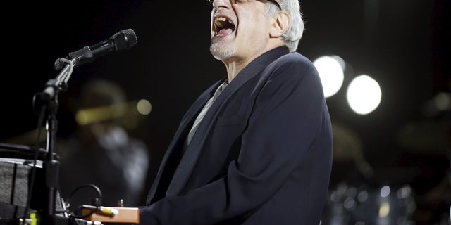 Donald Fagen of the band "Steely Dan" performs at the Coachella Valley Music and Arts Festival in Indio, California April 10, 2015. REUTERS/Lucy Nicholson - RTR4WWC0