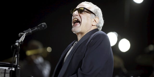Donald Fagen of the band "Steely Dan" performs at the Coachella Valley Music and Arts Festival in Indio, California April 10, 2015. REUTERS/Lucy Nicholson - RTR4WWC0