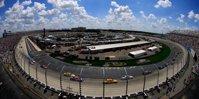 DOVER, DE - MAY 31: A general view of the NASCAR Sprint Cup Series FedEx 400 Benefiting Autism Speaks at Dover International Speedway on May 31, 2015 in Dover, Delaware. (Photo by Chris Trotman/NASCAR via Getty Images)
