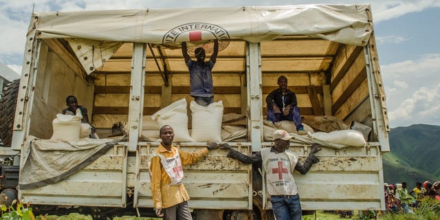 Many families are struggling to get by. To compensate for the loss of income from agriculture, some people take casual work in the region’s open-pit mines. Others transport goods over long distances for local traders. But because resources are tight, children are being taken out of school.