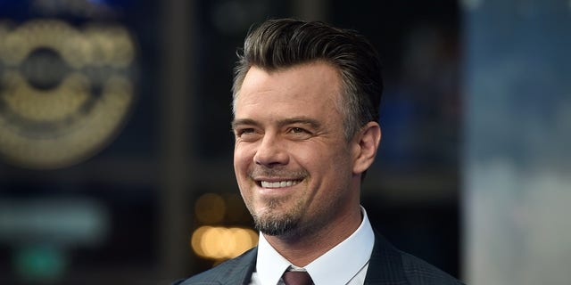 Josh Duhamel doesn't believe celebrities should influence how fans vote.