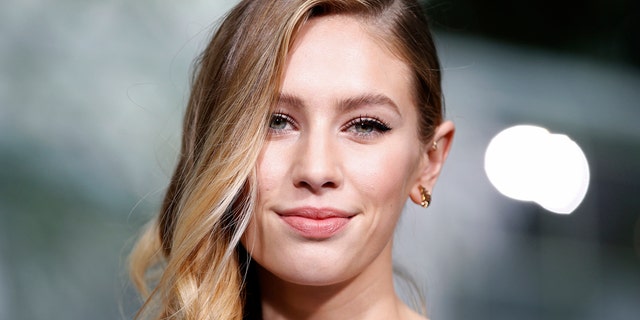 American model and actress Dylan Frances Penn poses during a photocall before German designer Karl Lagerfeld Haute Couture Spring Summer 2015 fashion show for French fashion house Chanel in Paris January 27, 2015. REUTERS/Charles Platiau (FRANCE - Tags: FASHION ENTERTAINMENT HEADSHOT) - RTR4N5CU