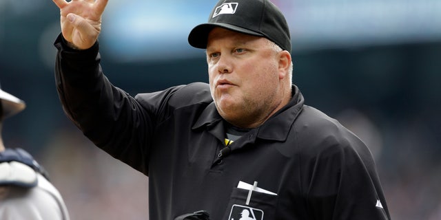Umpire ONora Out Baseball