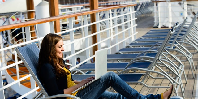 Royal Caribbean first major cruise line to offer unlimited Wi-Fi for