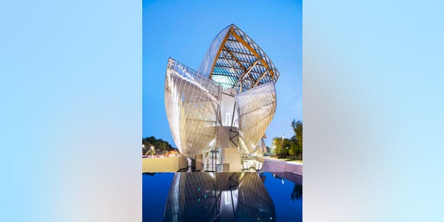 Louis Vuitton Foundation at night
