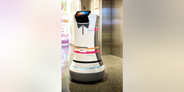 No towels in your hotel bathroom? Just call the robot butler | Fox News