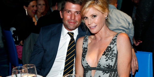 Scott Phillips (L) and actress Julie Bowen attend the Los Angeles LGBT Center 47th Anniversary Gala Vanguard Awards at Pacific Design Center on September 24, 2016 in West Hollywood, California.