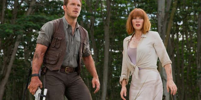 Chris Pratt and Bryce Dallas-Howard in 'Jurassic World.'