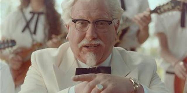 "Saturday Night Live" alum Darrell Hammond stars as Colonel Sanders in a new KFC television ad.
