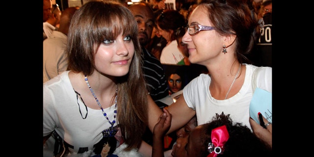 f939cad6-People Paris Jackson