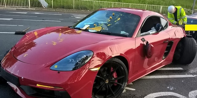Thousands of pounds worth of damage has been done after two 'supercars' collided on a Sheffield roundabout. The incident took place on the Tinsley roundabout in Sheffield at about 8pm Sunday evening. RPYCRASH - A £300,000 wreckage of two super cars following a Fast and Furious-esque collision between a Porsche and a Ferrari left one covered in CURRY