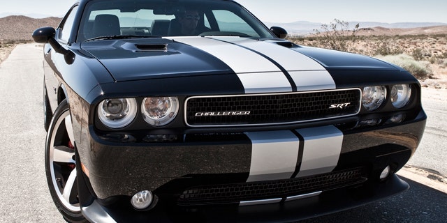 fce58a61-2012 Dodge Challenger SRT8 392