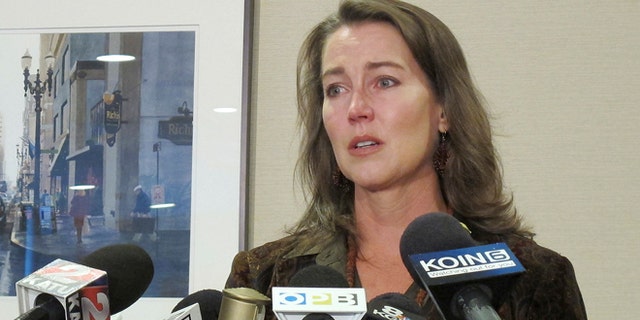 fe089079-Governor Oregon First Lady