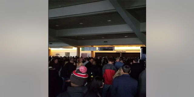 A massive power outage at Hartsfield-Jackson Atlanta International Airport has grounded flights Sunday afternoon.