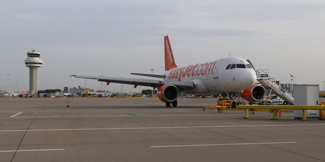 The only air traffic controller on staff was required to take periodic breaks, forcing the airport to temporarily close the runway.