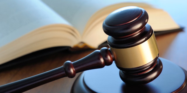 gavel istock