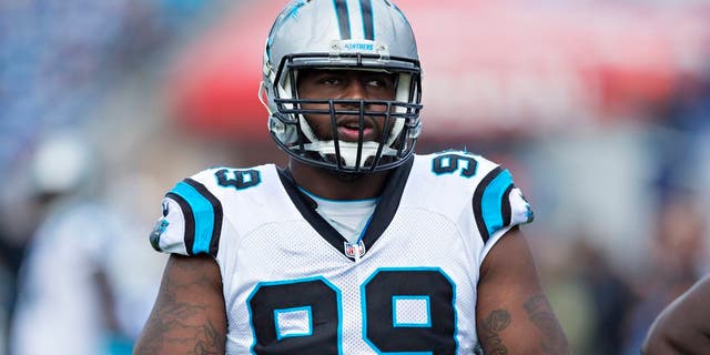 NASHVILLE, TN - NOVEMBER 15: Kawann Short #99 of the Carolina Panthers warming up before a game against the Tennessee Titans at Nissan Stadium on November 15, 2015 in Nashville, Tennessee. (Photo by Wesley Hitt/Getty Images)