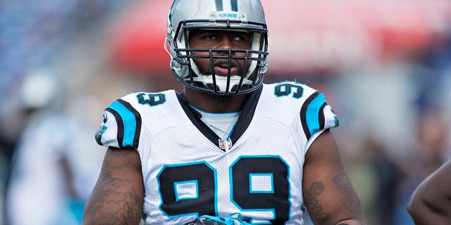 NASHVILLE, TN - NOVEMBER 15: Kawann Short #99 of the Carolina Panthers warming up before a game against the Tennessee Titans at Nissan Stadium on November 15, 2015 in Nashville, Tennessee. (Photo by Wesley Hitt/Getty Images)