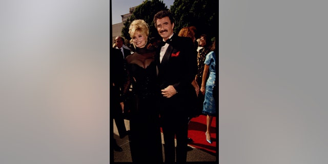 loni anderson burt reynolds 1992 - getty images