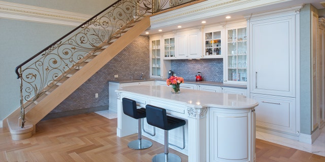 godfather penthouse kitchen