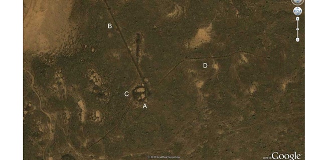 Google Earth maps showed 1,977 structures built of basalt stone from the surrounding lava field in Jeddah, including various pendants, or circular mounds similar to collapsed tombs with processions of small stone piles branching out from them (A, B, C and D).