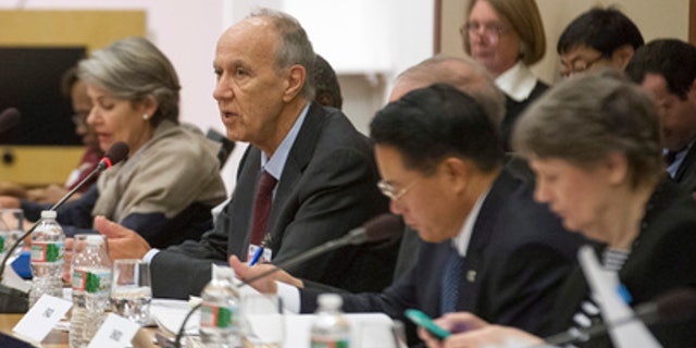 Francis Gurry (center), director-general of the World Intellectual Property Organization (WIPO), addresses the meeting of the United Nations Chief Executives Board (CEB) in Washington, D.C., on Nov. 20, 2014. (Credit: UN Photo/Eskinder Debebe)