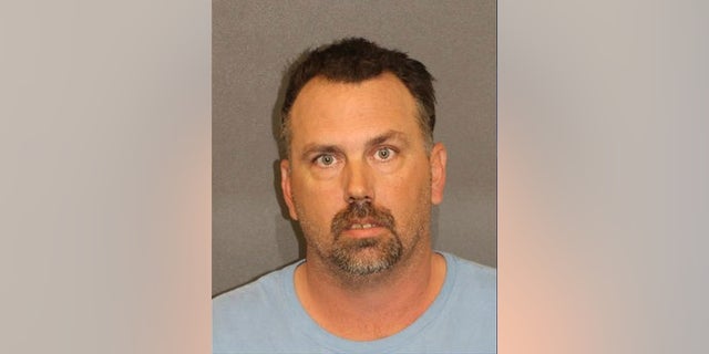 Arizona man gave gun to daughter, 14, told her to kill herself ...