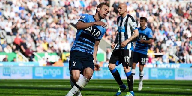 during the Barclays Premier League match between Newcastle United and Tottenham Hotspur at St James' Park on May 15, 2016 in Newcastle, England.