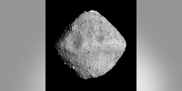 Optical Navigation Camera – Telescopic (ONC-T) image of Ryugu, photographed at 12:50 p.m. (JST), June 26, 2018. (Credit: JAXA, University of Tokyo, Kochi University, Rikkyo University, Nagoya University, Chiba Institute of Technology, Meiji University, University of Aizu, AIST)