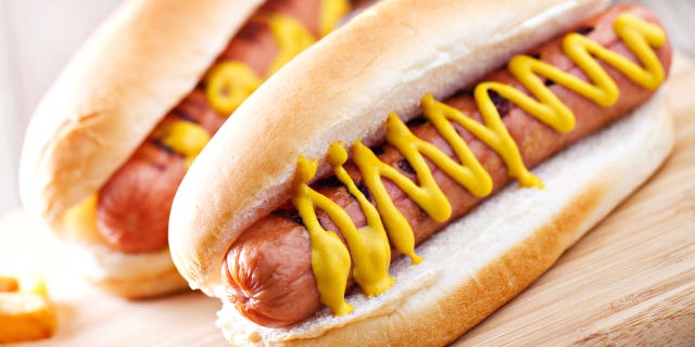 hot dog istock