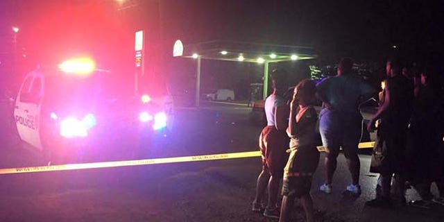 Houston police investigate police-involved shooting early Saturday. (Fox Houston)