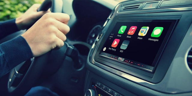 Apple CarPlay