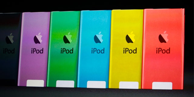 Nonprofit Music & Memory is seeking donations of devices like the iPod Touch, shown here. (REUTERS/Beck Diefenbach)