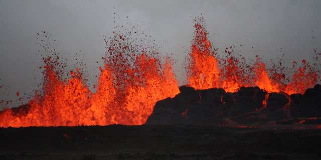 File photo: The lava flows on the ground after the Bardabunga volcano erupted again on August 31, 2014. (REUTERS/Armann Hoskuldsson)