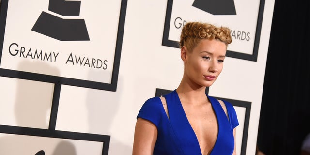 Iggy Azalea revealed that she could not go to her home in Calabasas because of the Woolsey fire.