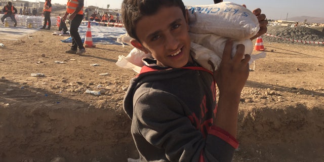 palkot refugee dad 1117c